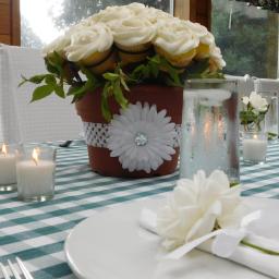 Checkered Table Setting